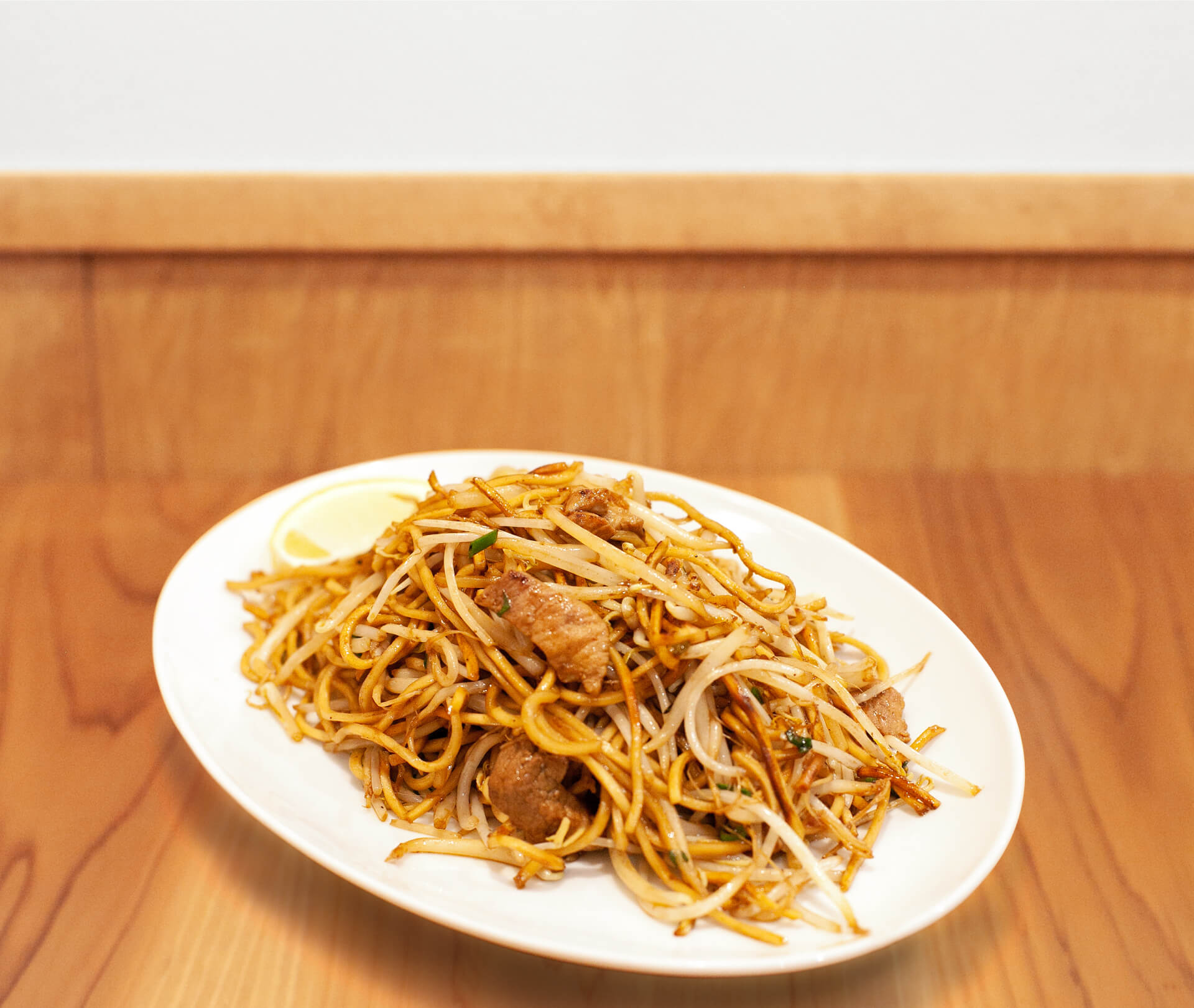 嬉一(きいち)の看板商品の焦がし焼きそば